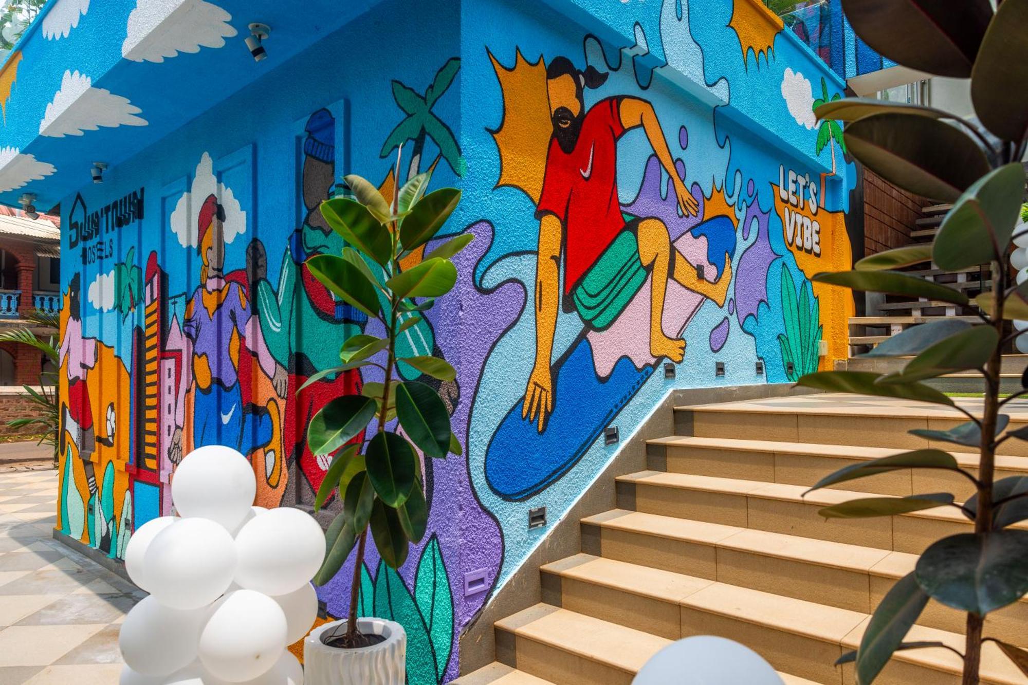 Downtown Hostels - Anjuna Eksteriør billede